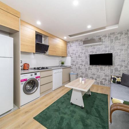 Modern And Cozy Apartment With Central Location And Balcony In Muratpasa, Antalya Eksteriør bilde